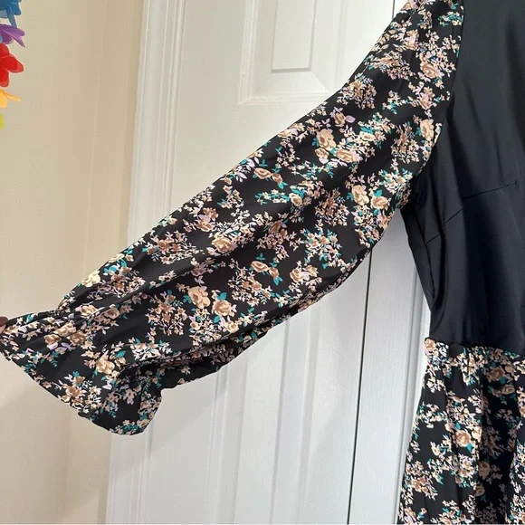 BloomChic Ditsy Floral Patchwork Elastic Waist Blouse Black / 22-24 / 3X - Picture 8 of 14